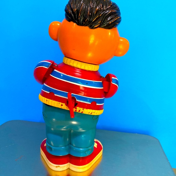 SESAME STREET VINTAGE ERNIE WIND UP DRUMMER TOY BY ILLCO JIM HENSON MUPPETS 7” - Picture 12 of 16